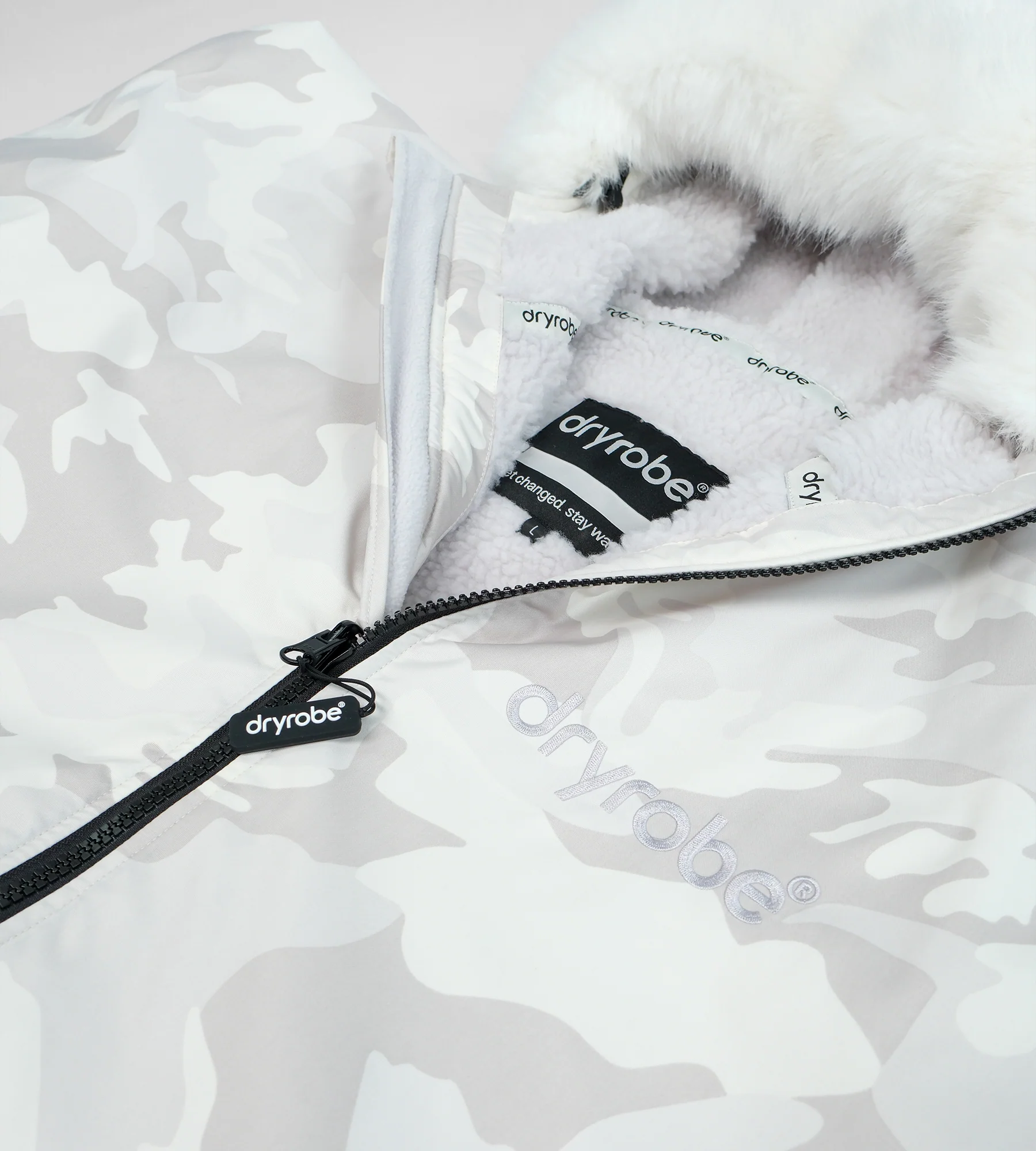 Alpine White Camo Advance Changing Robe - Image 19