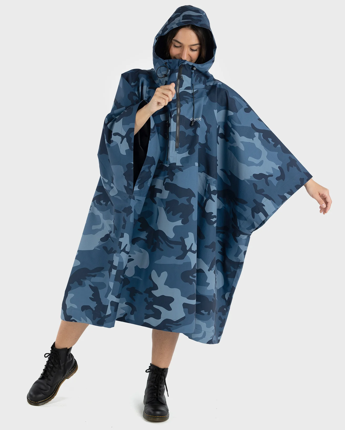 Blue Camo One Size Rainproof Poncho - Image 2