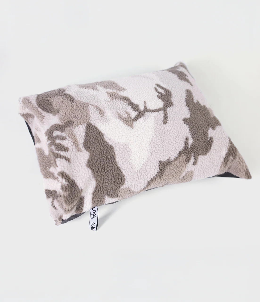 Sand Camo Black Packable Travel Cushion Cover - Image 2